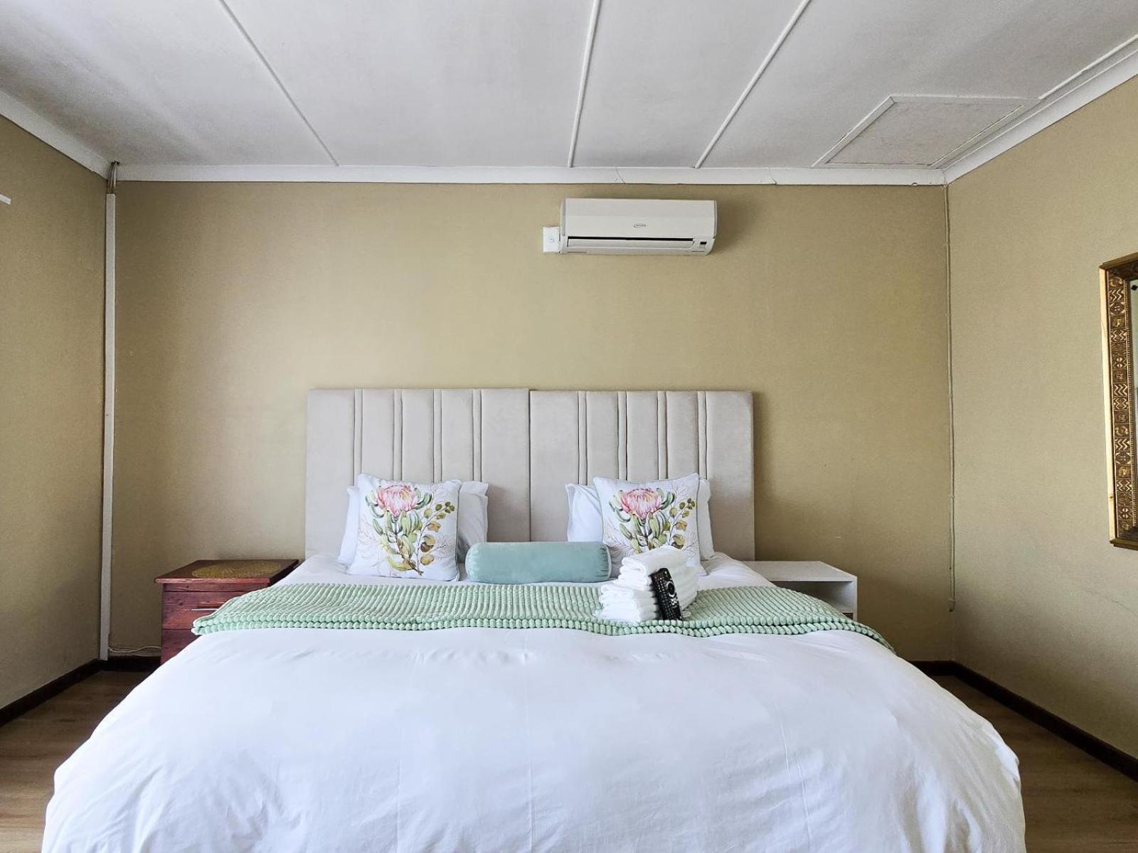 Mikasa Guesthouse East London Exterior photo
