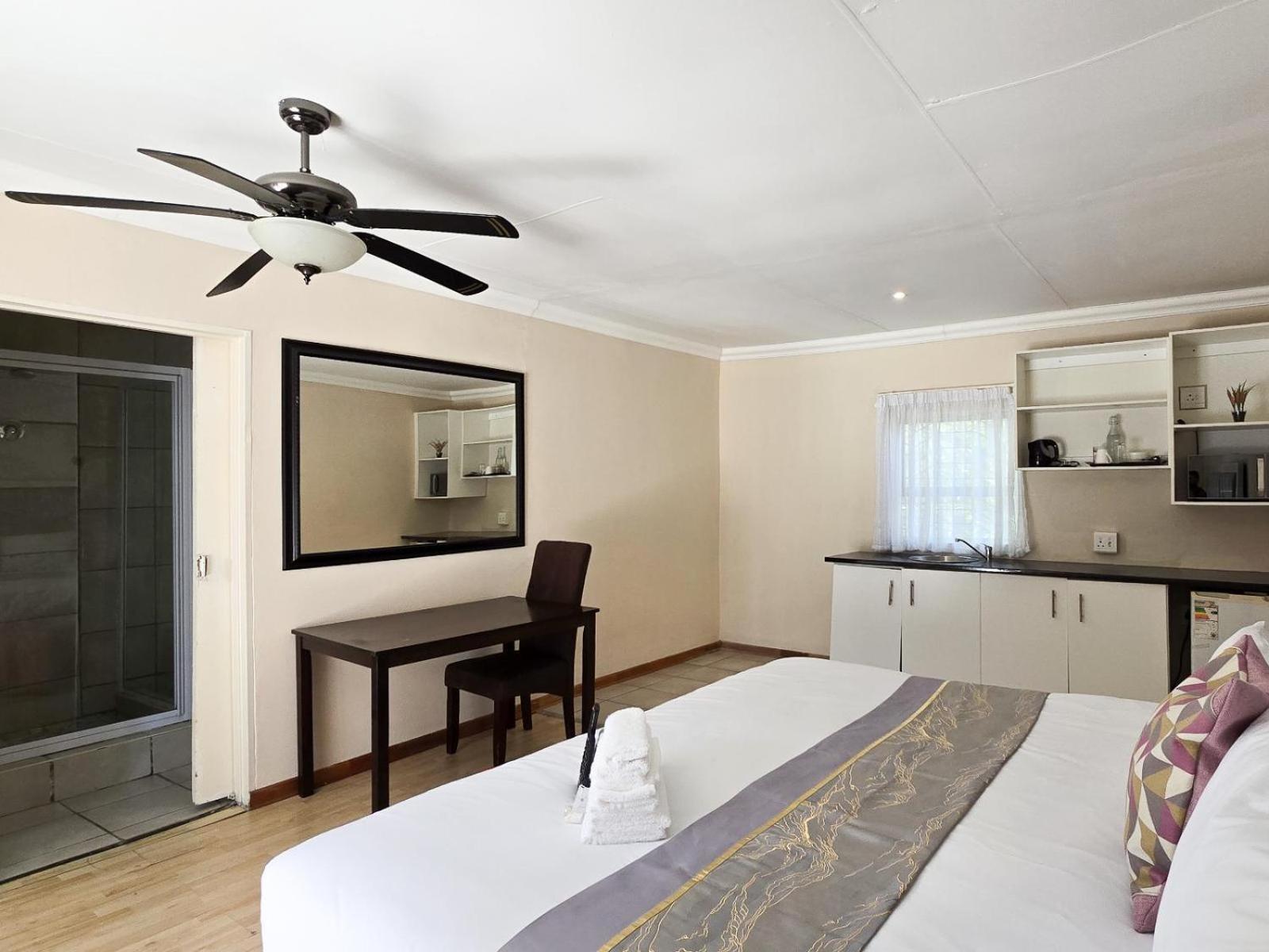 Mikasa Guesthouse East London Exterior photo